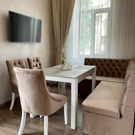 Apartamento Pride Leópolis